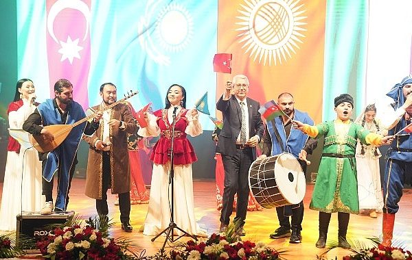 Uluslararası Turan Film Festivali ödül töreni Ege Üniversitesi AKM'de yapıldı – KÜLTÜR VE SANAT