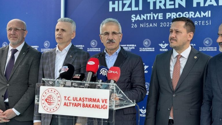 Demir yollarına 63 milyar dolar yatırım gerçekleştirdik