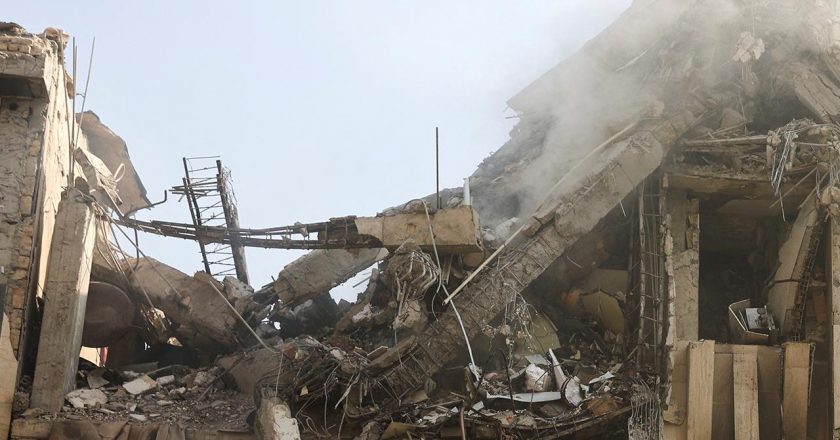 İsrail’in saldırılarında Tahran’da yaklaşık 332 bina hasar gördü
