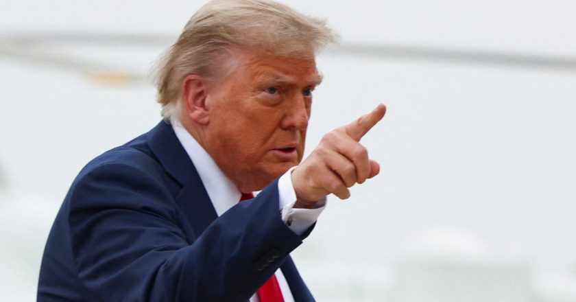 Trump, Elon Musk’ın, üçüncü bir parti kurma fikrini “can sıkıcı” bulduğunu belirtti