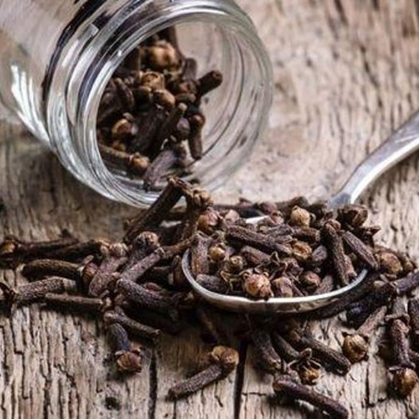 Hem dolaşım sistemine hem saçlara faydalı! Karanfil Kürü Nedir, Nasıl Yapılır? Karanfil Kürü Faydaları Nelerdir?