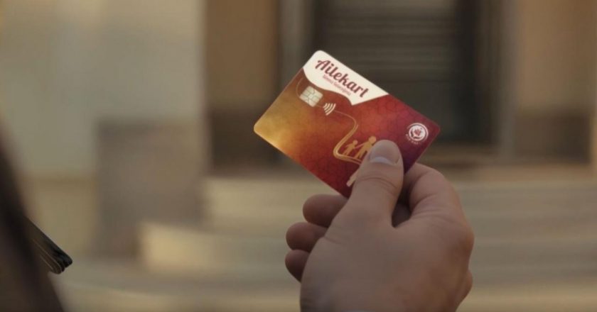 Aile Kart uygulaması başladı: Sosyal yardımlar tek kartta toplanıyor