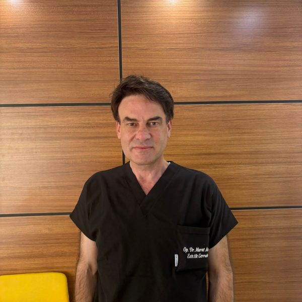 Op. Dr. Murat Acar ile BBL: Doğal ve Orantılı Kalça Şekillendirme