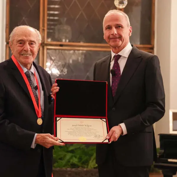 Yüksel Erimtan’a SCA Vakfı’ndan Onur Ödülü!